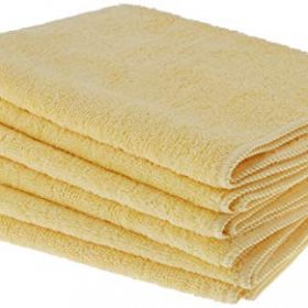 AmazonBasics Thick Microfiber Cleaning Cloths (Pack of 3)